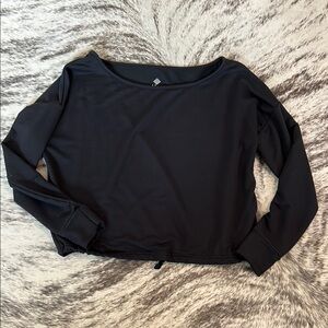 LuLaRoe Black Relaxed Crop Long Sleeve Blouse